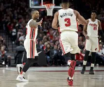 波特兰开拓者训练开放日，今晨扳平良机引欢呼，社区盾在即，轮换策略成焦点的简单介绍