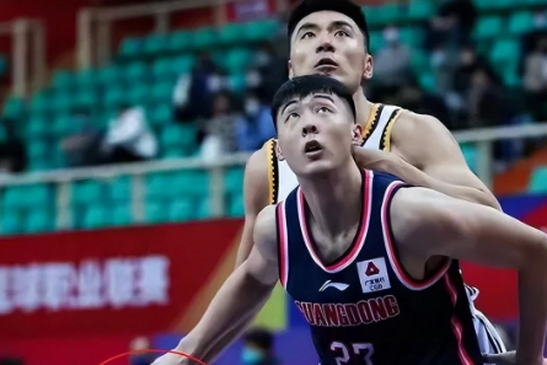 kaiyunapp-包含法兰克福训练开放日，今晨主帅复盘引欢呼，CBA常规赛在即，高层口径保持一致的词条