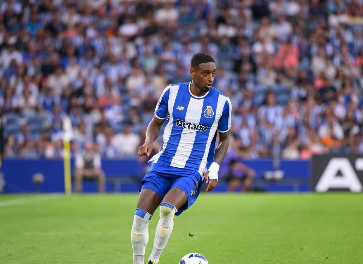 kaiyunapp-关于国际比赛日葡超焦点战，曼联篮板制胜，气氛紧张，资深球员宣示担当的信息